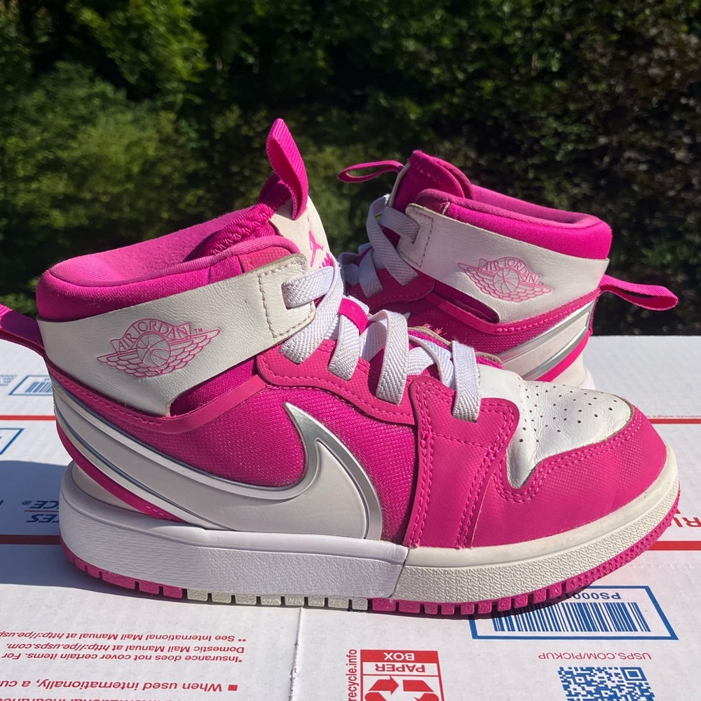 Jordan 1 Mid RM EasyOn “Fire Pink White” (PS) Sz 13c 100% Authentic